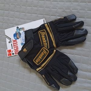 Batting gloves